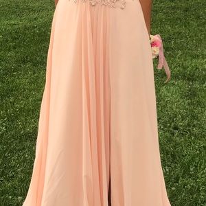 2019 Prom Girl Dress-Made by Faviana-Size 4